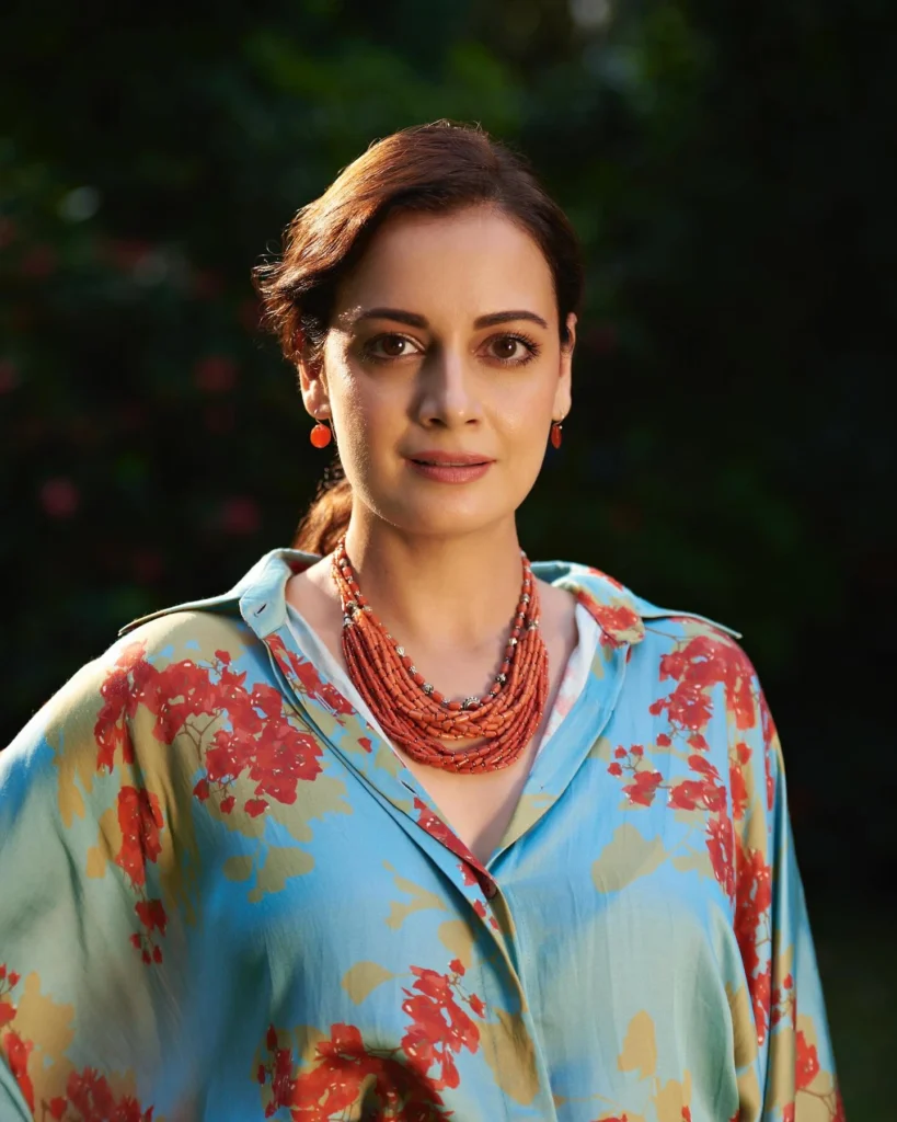 Beautiful Dia Mirza Photos on HOT51