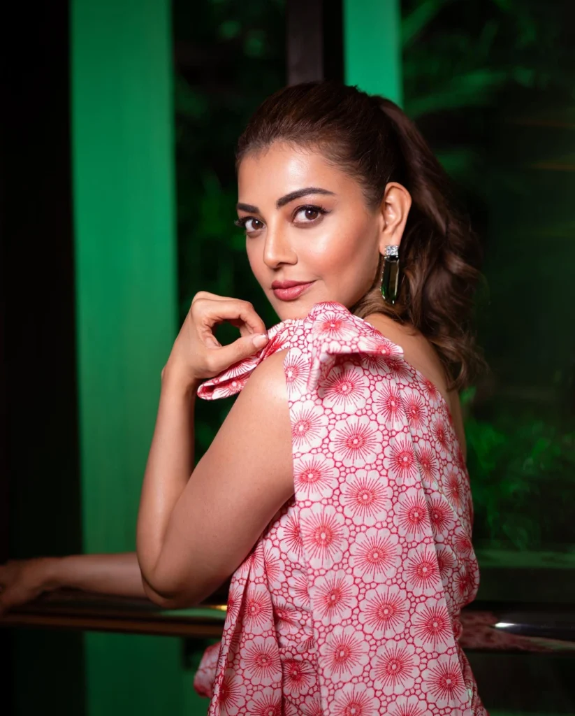 Beautiful Kajal Aggarwal Photos on HOT51
