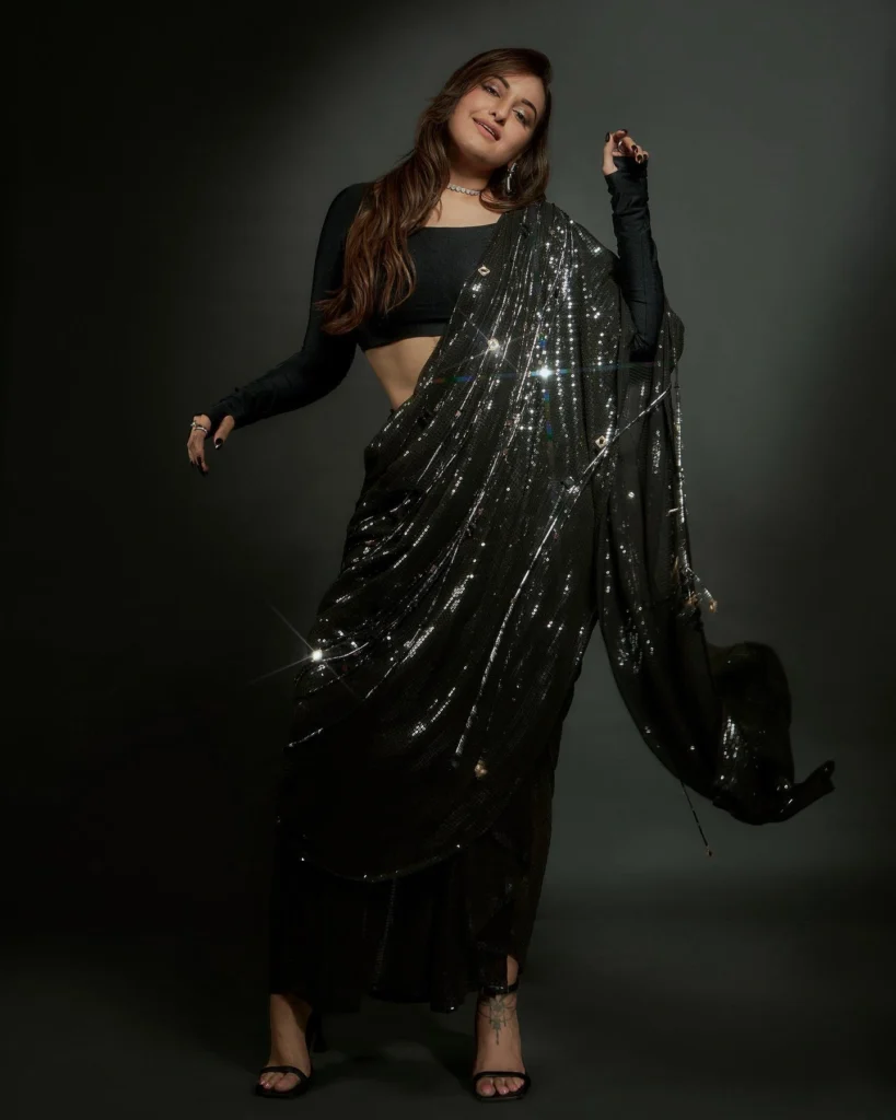  Beautiful Sonakshi Sinha Photos on HOT51 