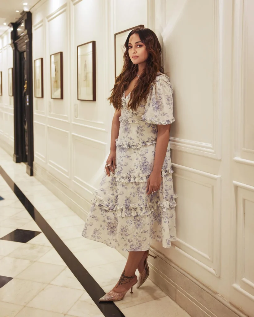 Sonakshi Sinha's Stunning Photos on Hot51 Platform
