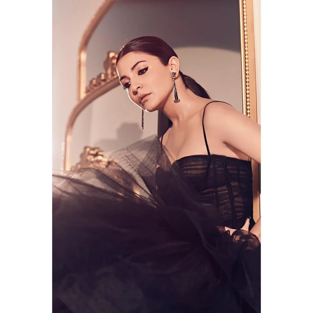 Stunning Anushka Sharma Photos on HOT51 Platform