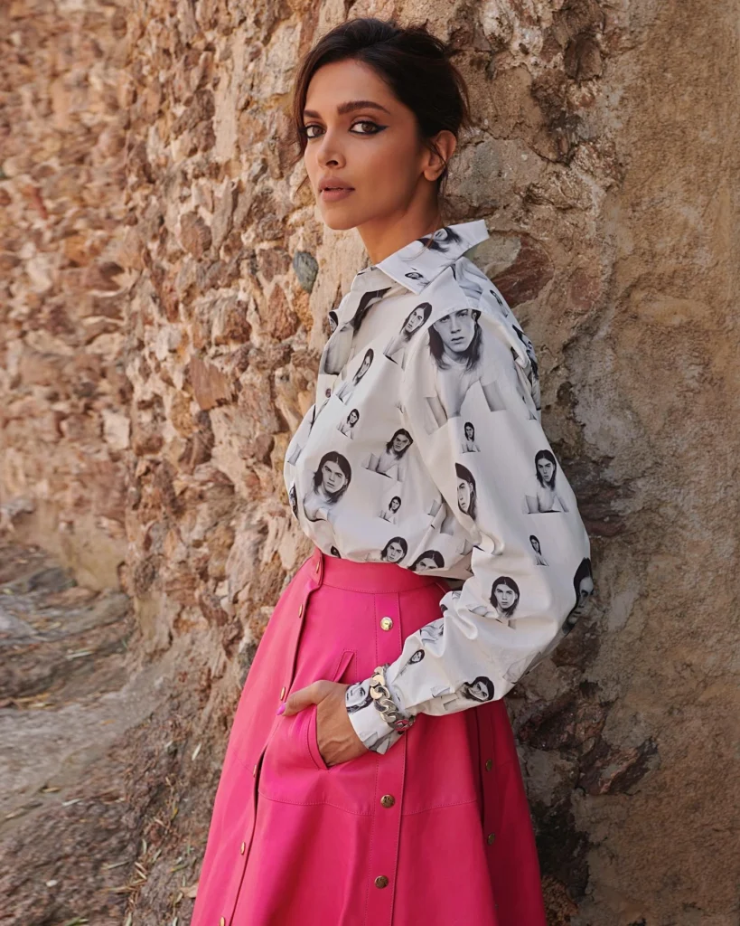  Stunning Deepika Padukone Photos on HOT51 Live Bling 