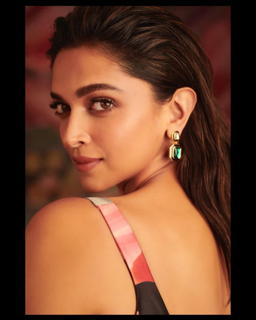  Stunning Deepika Padukone Photos on HOT51 Live Bling 