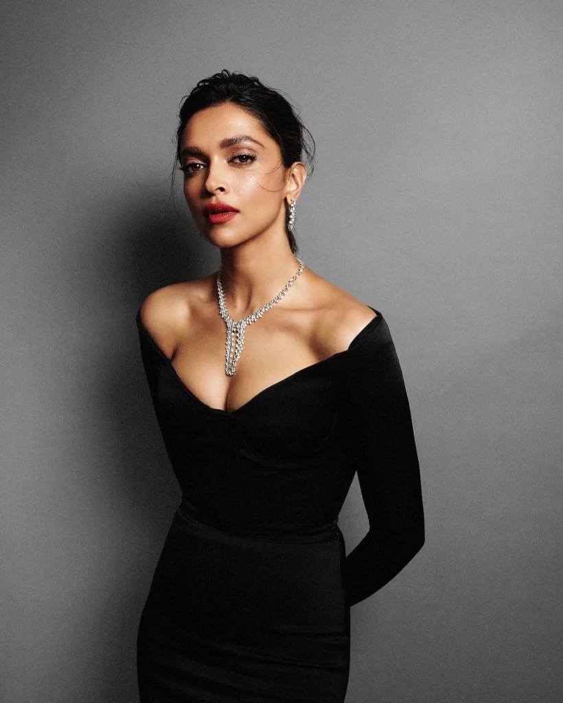  Stunning Deepika Padukone Photos on HOT51 Live Bling 
