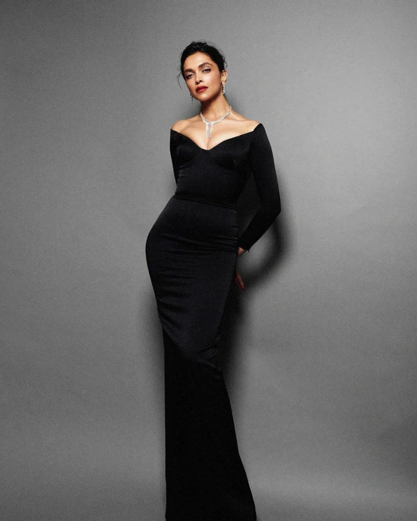  Beautiful Deepika Padukone Photos on HOT51