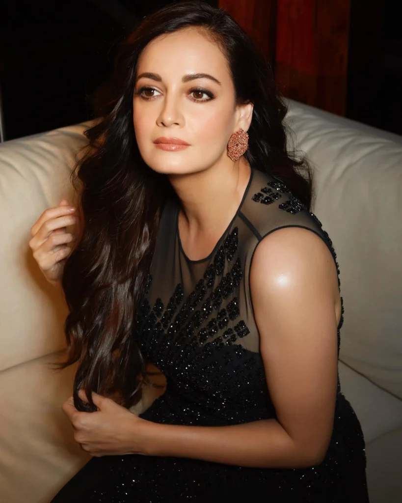 Stunning Dia Mirza Photos on HOT51