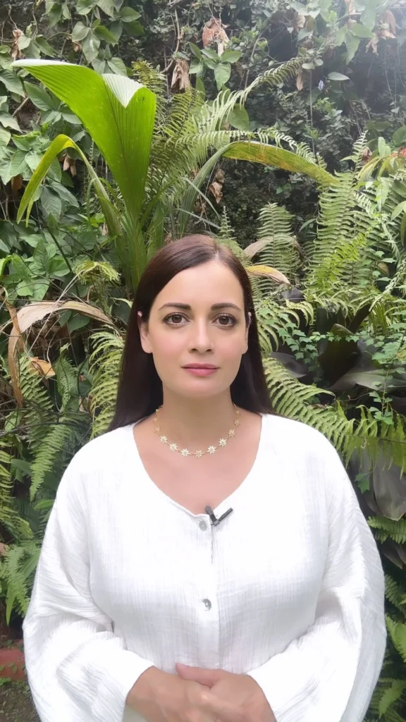 Stunning Dia Mirza Photos on HOT51