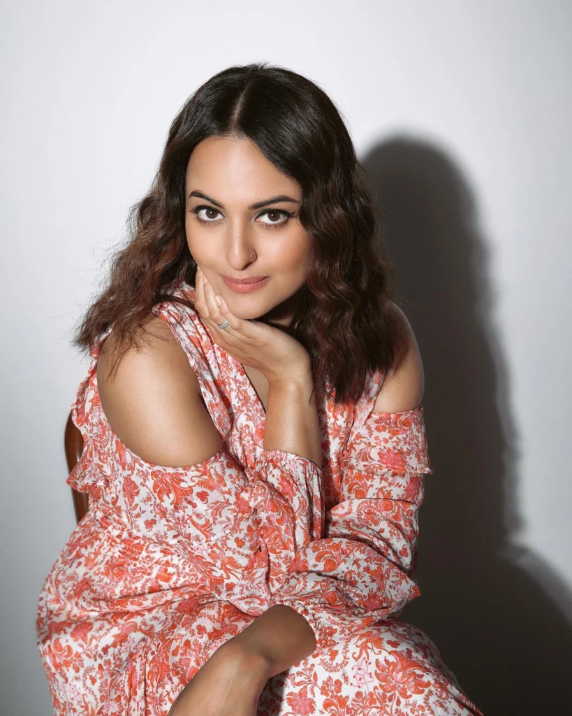  Stunning Sonakshi Sinha Photos on HOT51 