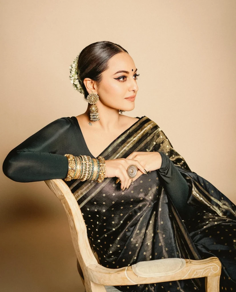 Stunning Sonakshi Sinha Photos on HOT51 (4)