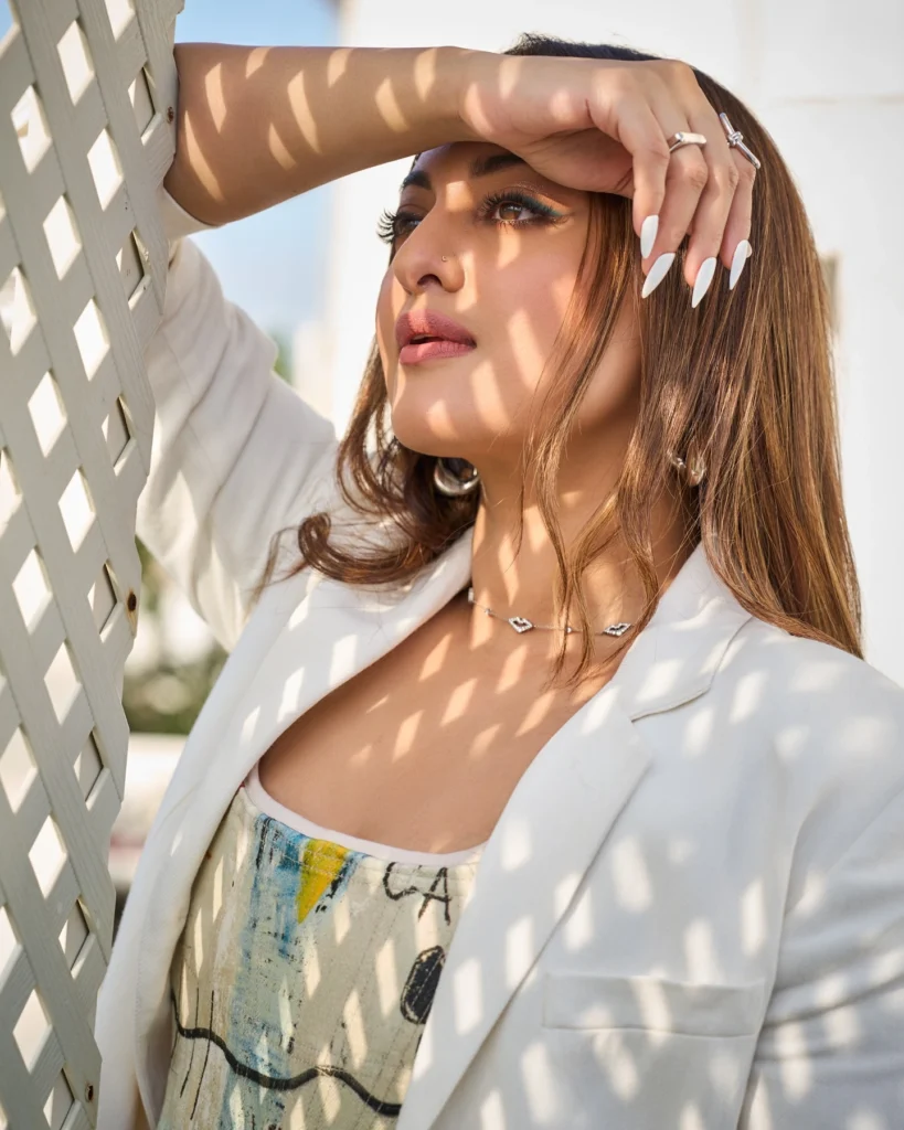  Stunning Sonakshi Sinha Photos on HOT51 You Can’t Miss