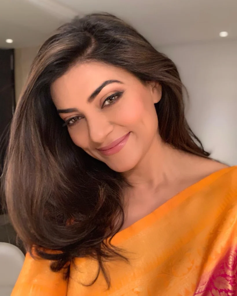 Sushmita Sen Photos on HOT51 