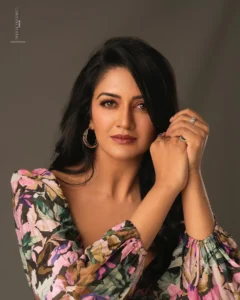 Read more about the article Beautiful Vimala Raman Stunning Photos on HOT51 A Glamourous Journey