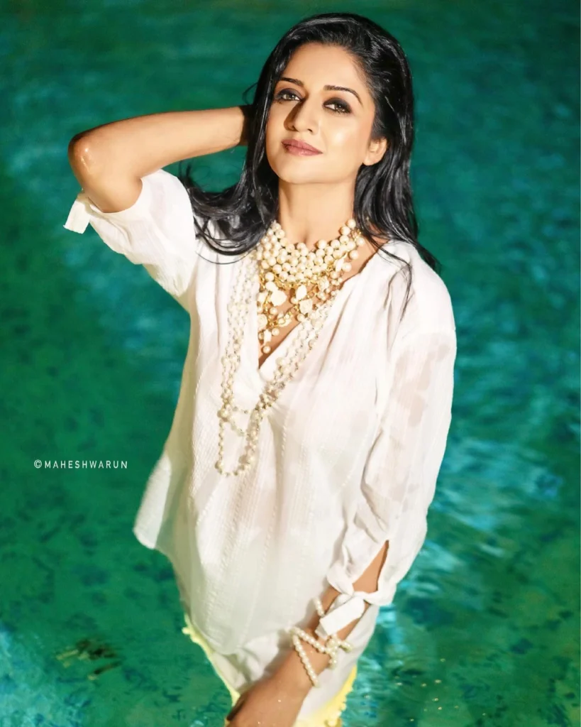  Vimala Raman Photos on Hot51