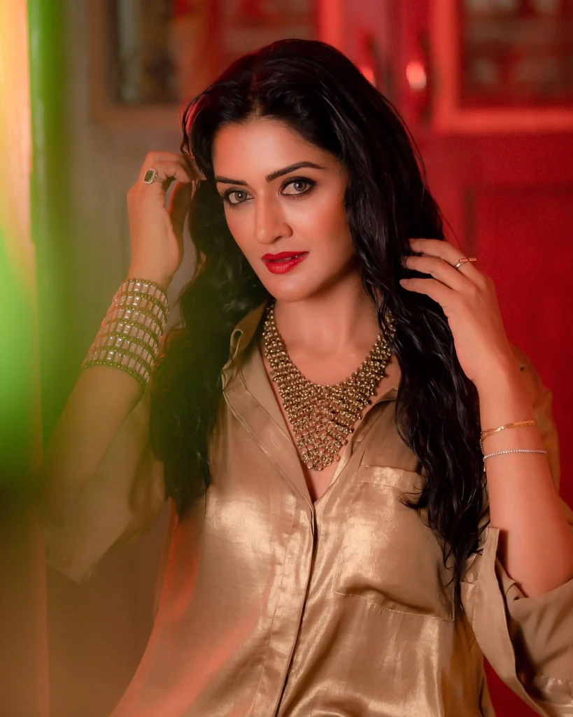 Vimala Raman's Stunning Photos Featured on HOT51