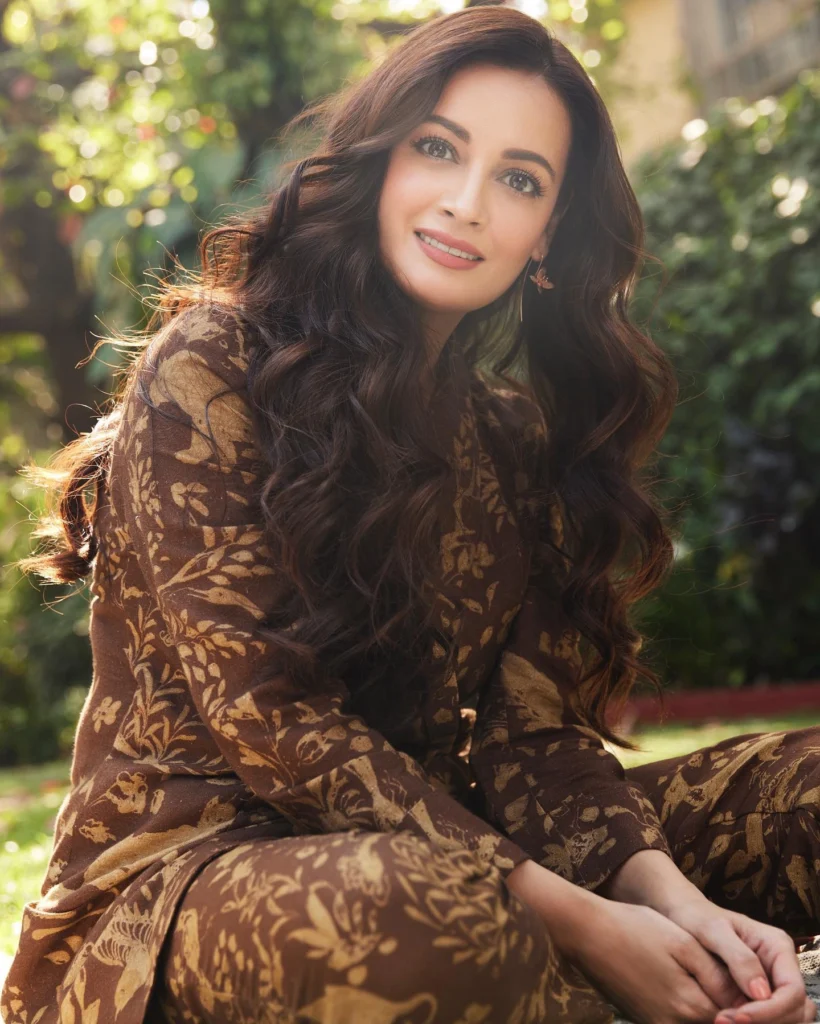 Stunning Dia Mirza Photos on HOT51